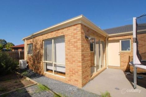 Property photo of 13A Honeyeater Place Carrum Downs VIC 3201