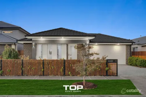 9 Grazing Way, Clyde North, VIC 3978
