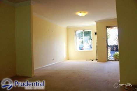 Property photo of 25/17 Poplar Crescent Bradbury NSW 2560