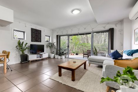 Property photo of 6/39 Waldheim Street Annerley QLD 4103