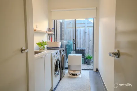 Property photo of 13 Hamlet Street Werribee VIC 3030