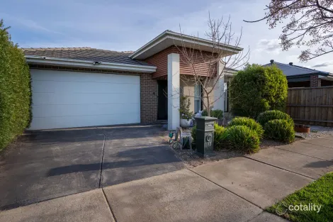 13 Hamlet St, Werribee, VIC 3030