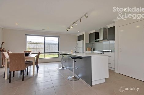 Property photo of 6 Mountain Grey Circuit Morwell VIC 3840