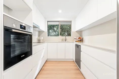 Property photo of 7/5 Clarence Avenue Dee Why NSW 2099