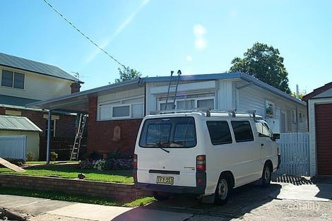 5 Regan St, Adamstown, NSW 2289