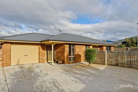 2/14 Pelican Cl, Claremont, TAS 7011