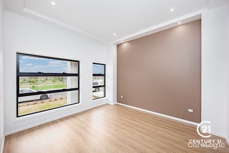 Property photo of 5 Woolcunda Street The Ponds NSW 2769