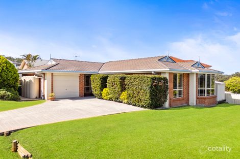 Property photo of 2 Cypress Close Springfield NSW 2250