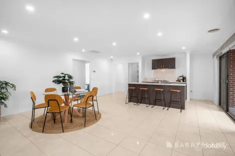 Property photo of 8 Filin Drive Epping VIC 3076
