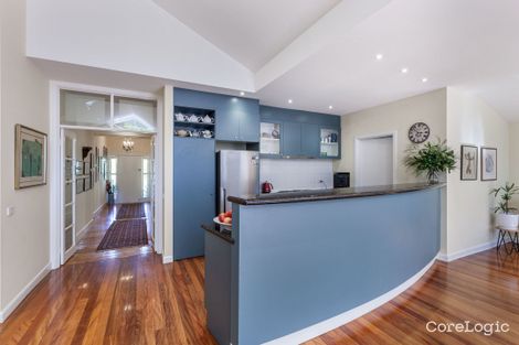 Property photo of 4 Hertford Crescent Balwyn VIC 3103