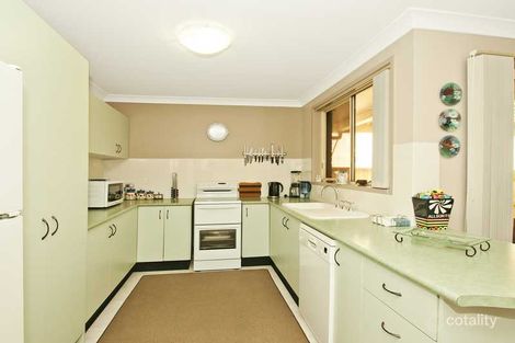 Property photo of 52 Sunnybank Crescent Horsley NSW 2530