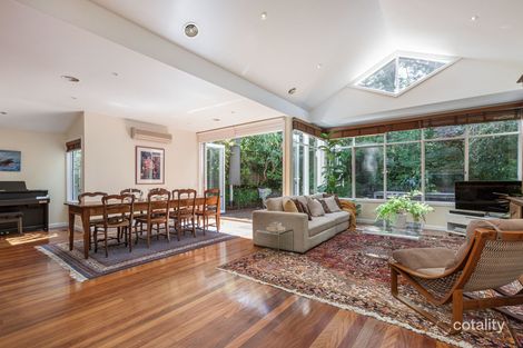 Property photo of 4 Hertford Crescent Balwyn VIC 3103