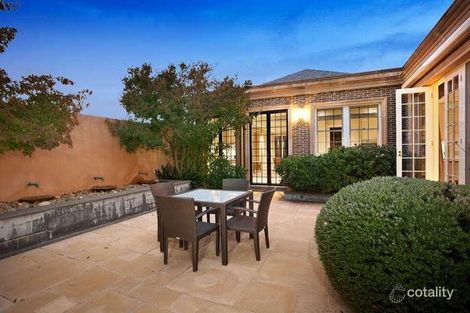 Property photo of 2B Stonnington Place Toorak VIC 3142