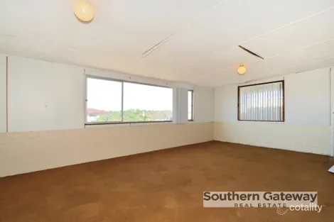 Property photo of 18 Barron Way Orelia WA 6167