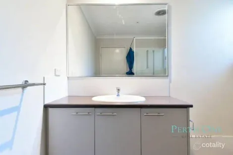 Property photo of 13/21 Cronin Place Armadale WA 6112