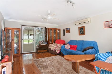 Property photo of 8 Monroe Place Watanobbi NSW 2259