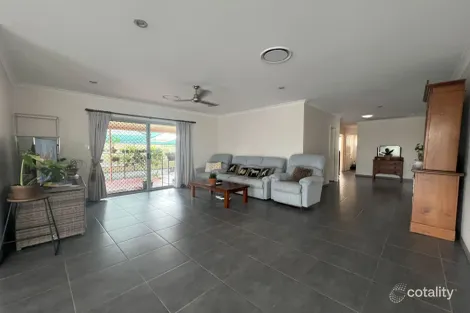 Property photo of 8 Hinkler Street Childers QLD 4660