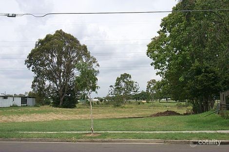 13 Bergins Hill Rd, Bundamba, QLD 4304