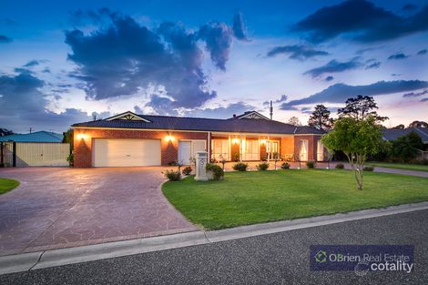 1 Ascot Ct, Narre Warren North, VIC 3804