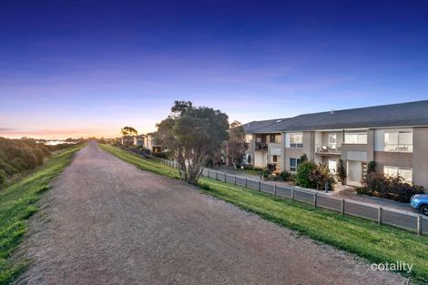 Property photo of 17 Dunk Crescent Bonbeach VIC 3196