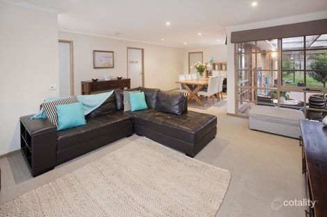 Property photo of 8 Villosa Close Langwarrin VIC 3910