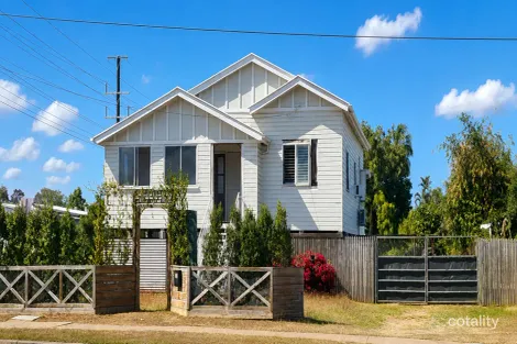 27 Main St, Park Avenue, QLD 4701