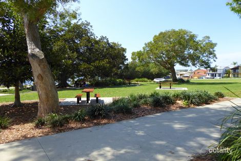 5/2 Landsborough Ave, Scarborough, QLD 4020