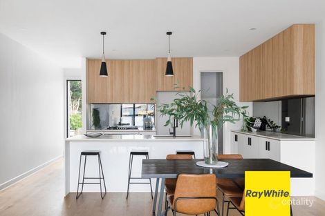 Property photo of 1 The Crescent Ascot Vale VIC 3032
