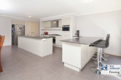 Property photo of 14 Flametree Circuit Cranbourne VIC 3977