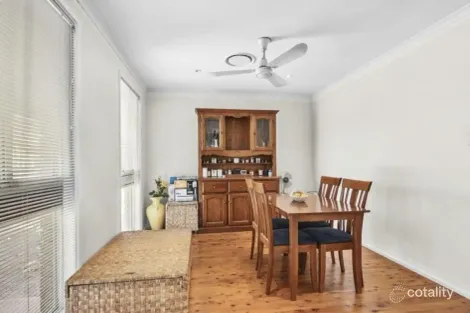 Property photo of 21 Lillas Place Minto NSW 2566