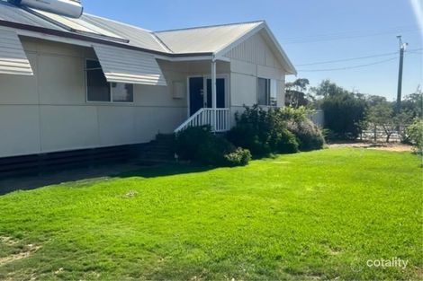 Property photo of 1 Caw Street Merredin WA 6415