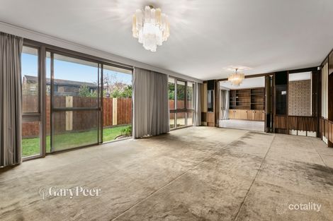 Property photo of 15 Yanakie Crescent Caulfield North VIC 3161