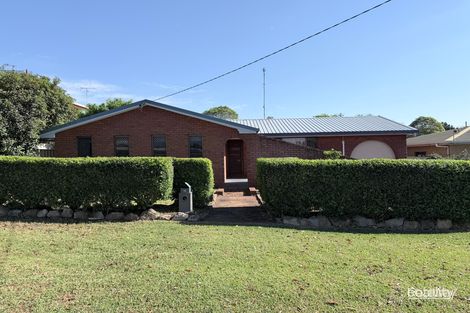 25 Nellie St, Centenary Heights, QLD 4350