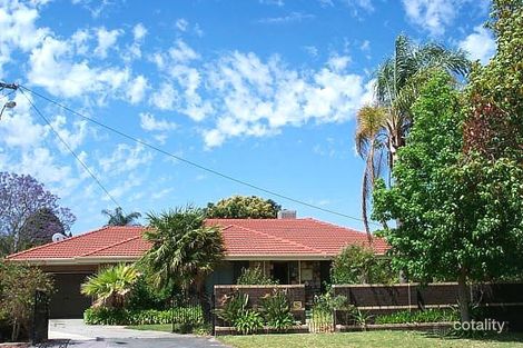 10 May Ct, Nollamara, WA 6061