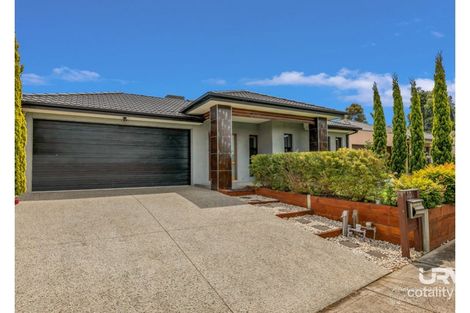 Property photo of 10 Spirited Circuit Craigieburn VIC 3064