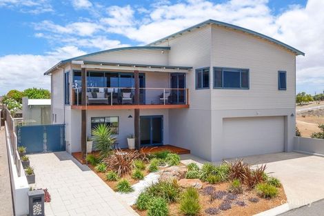 Property photo of 3 Baston Street Geraldton WA 6530