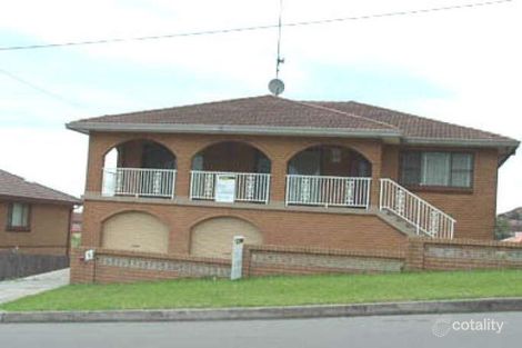 5 Anna Ave, Warrawong, NSW 2502