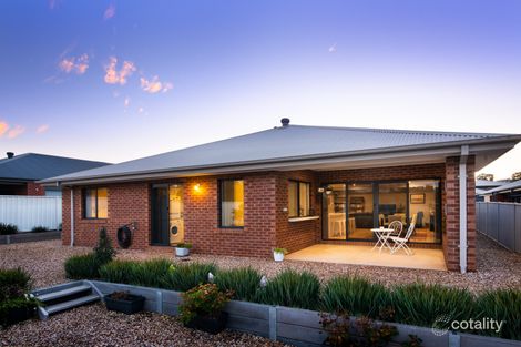 Property photo of 6 Lovero Court Kangaroo Flat VIC 3555