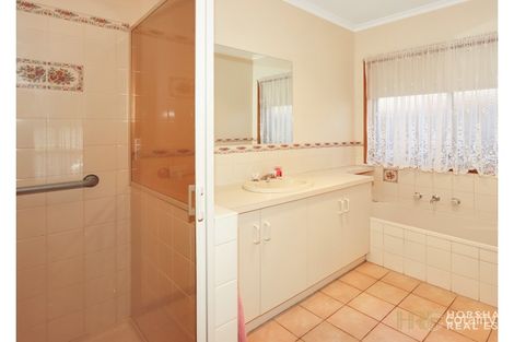 Property photo of 2/5 George Street Horsham VIC 3400