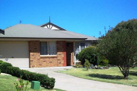 4 Coromandel Dr, Mccracken, SA 5211