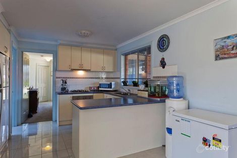 Property photo of 17 Abbey Close Eaglehawk VIC 3556