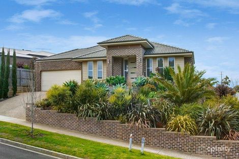 2 Greenfinch Way, Wandana Heights, VIC 3216