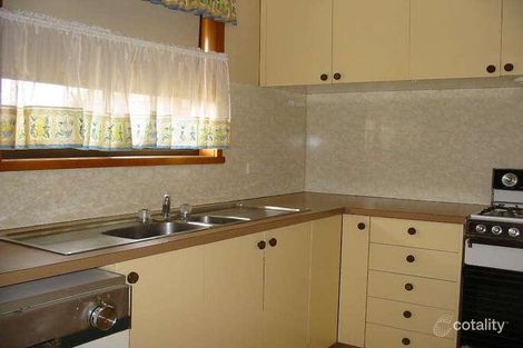 Property photo of 2/3 Baldwin Street Wendouree VIC 3355