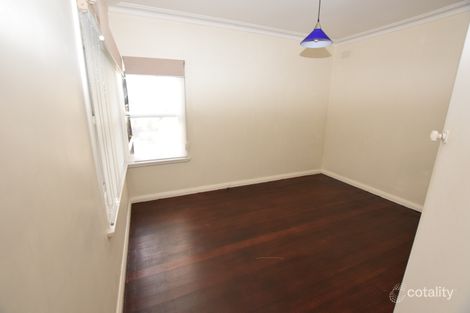 Property photo of 28 Ross Road Croydon VIC 3136