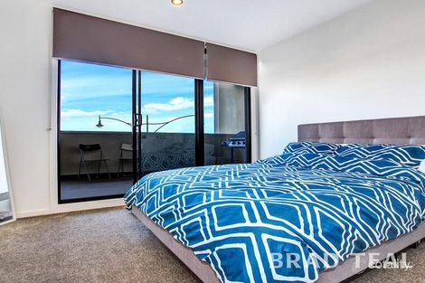 Property photo of 253/73 Lake Street Caroline Springs VIC 3023