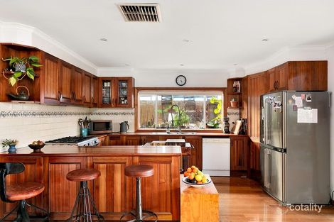 Property photo of 16 Davidson Street Bellfield VIC 3081