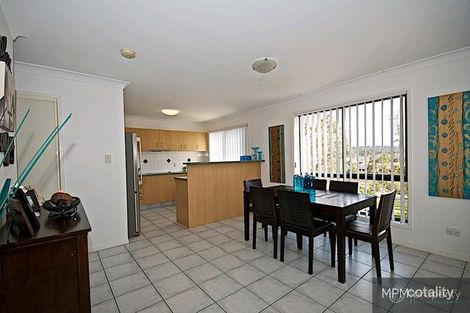 Property photo of 76 Christina Ryan Way Arundel QLD 4214