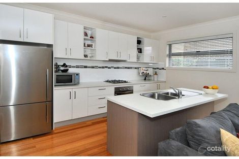 Property photo of 102 Chapman Avenue Glenroy VIC 3046