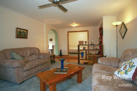 Property photo of 11 Prestwick Green Cranbourne VIC 3977