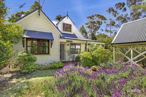 240 Hat Hill Rd, Blackheath, NSW 2785